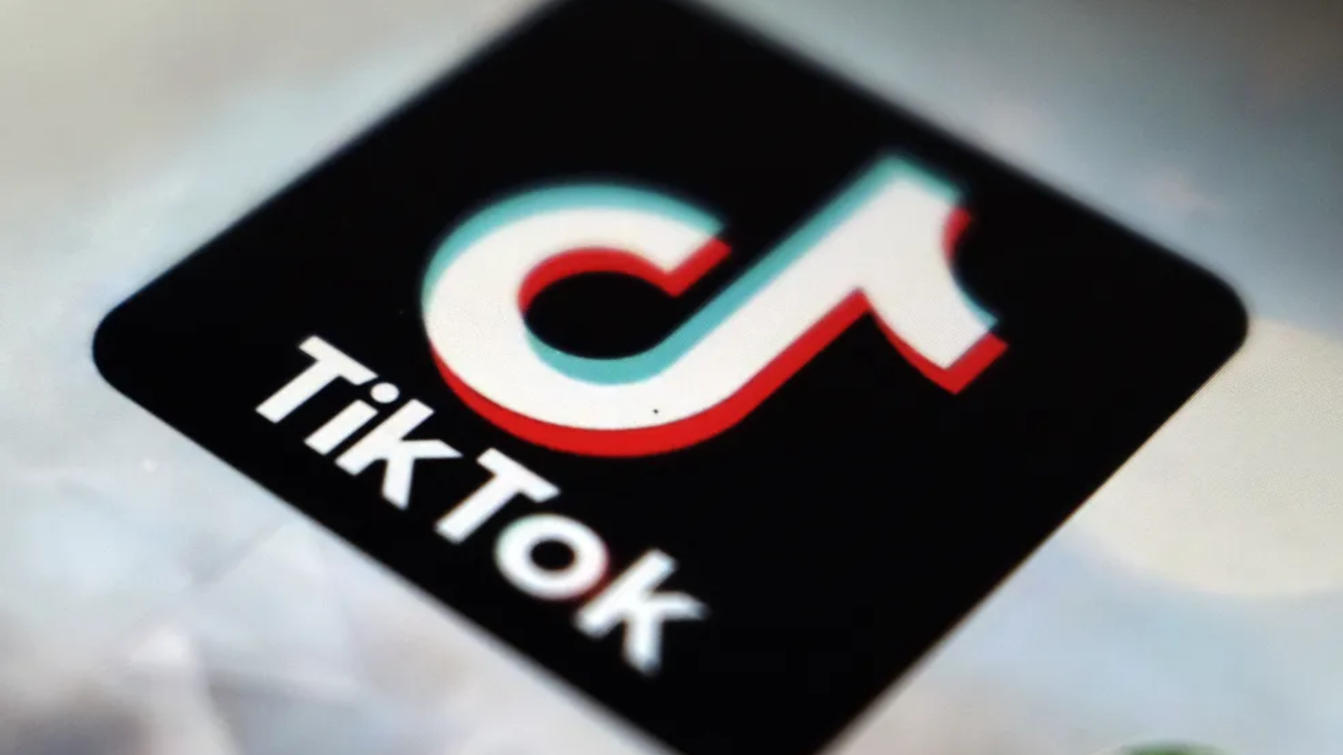 TikTok condenado pela Justiça